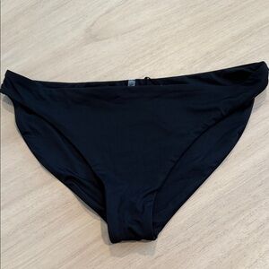 Vitamin A Black Bikini Bottom | Size M | Minimalist Swim | New